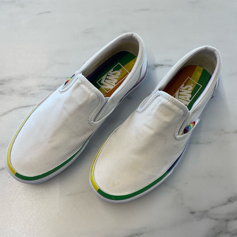 Vans classic slip on pride 🏳️‍🌈